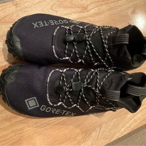 Merrell Men’s Gore Tex High Top Trail Glove 7 Hiking/ Running Shoe Sz 9